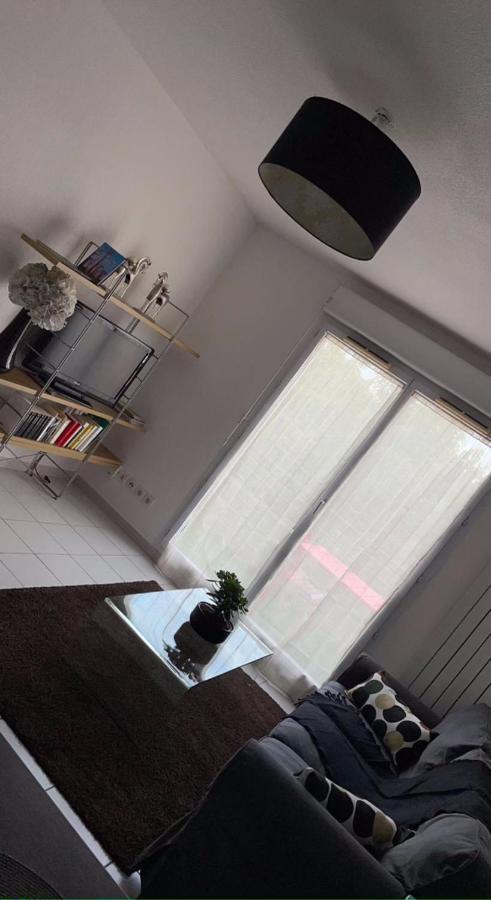 Sejour Cosy Au Bord Des Rives Du Lez, 2 Personnes, Wifi, Parking Prive Montpellier Exterior foto